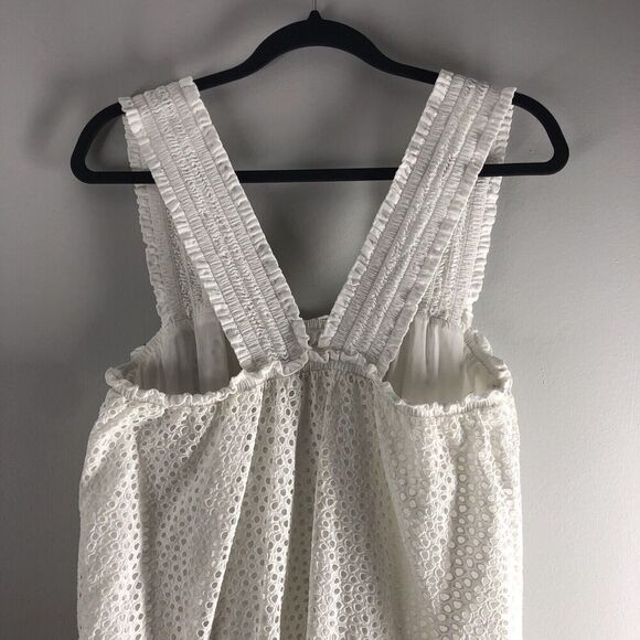 Everlane Size‎ Medium White Eyelet Dress Sleeveless Smocked Shift Sleeveless - Picture 12 of 16